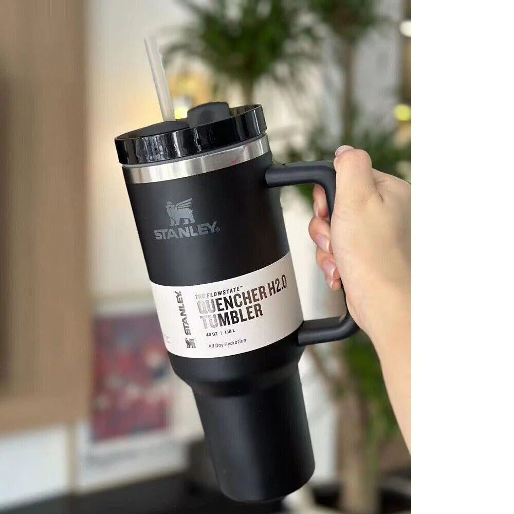 Black Stanley Quencher H2.0 Tumbler